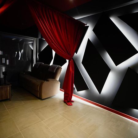 L Unique Cinema Room غرونوبل المظهر الخارجي الصورة